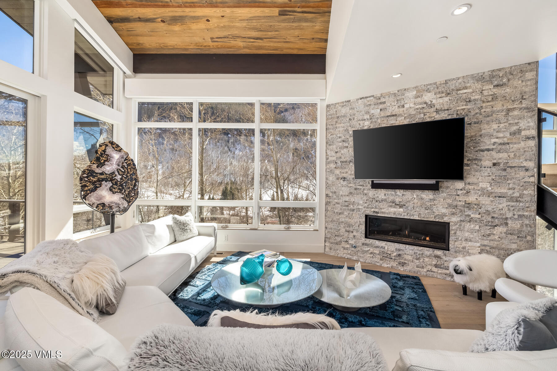 3235 Katsos Ranch Road Vail, CO 81657 - Photo 5 of 50 138A5973_1