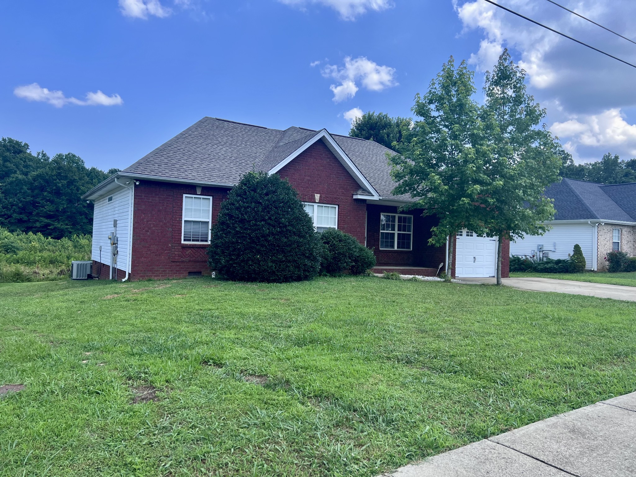 523 Polo Lane Springfield, TN 37172 - Photo 3 of 27 Gallery Image 3