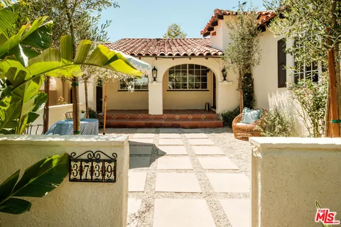 $1,499,000 | 3739 Virginia Road, Los Angeles, CA 90016