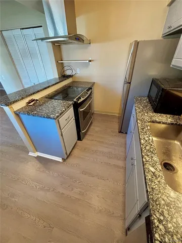 a view of utility room