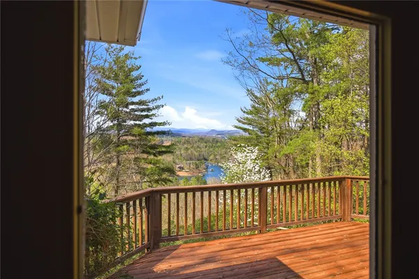 $980,000 | 234 Bay View Drive, Salem, SC 29676