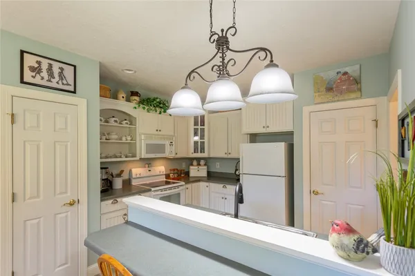 $980,000 | 234 Bay View Drive, Salem, SC 29676