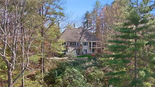$980,000 | 234 Bay View Drive, Salem, SC 29676