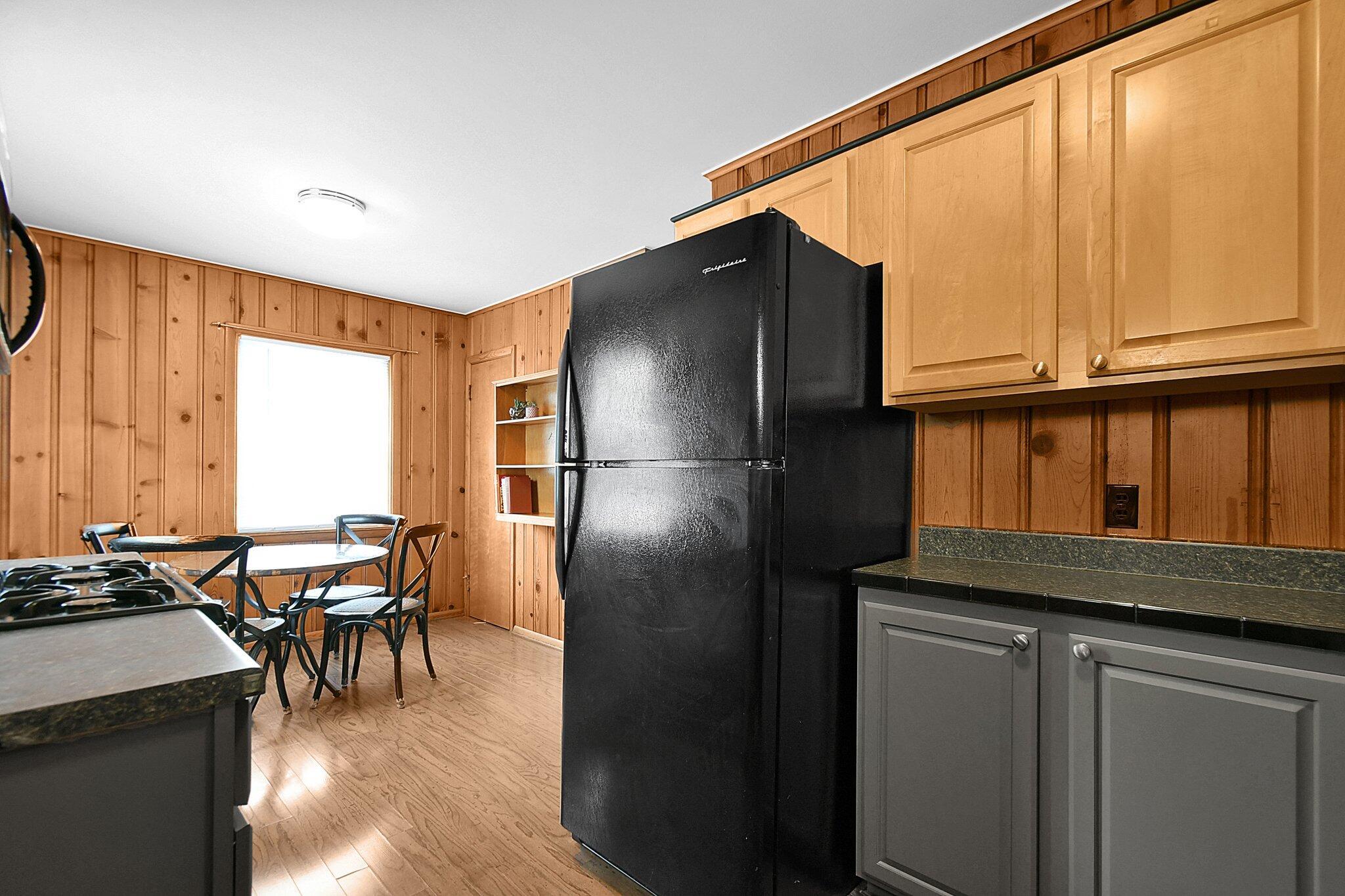 554 Tibet Road Columbus, OH 43202 - Photo 22 of 33 Kitchen 3