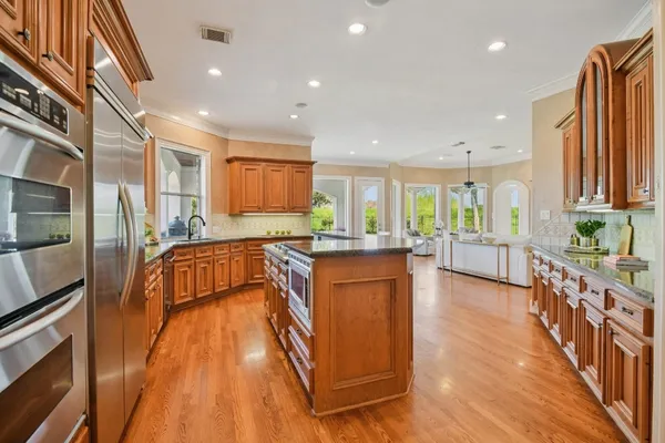 $6,000 | 2 Wilmington Court, Sugar Land, TX 77479