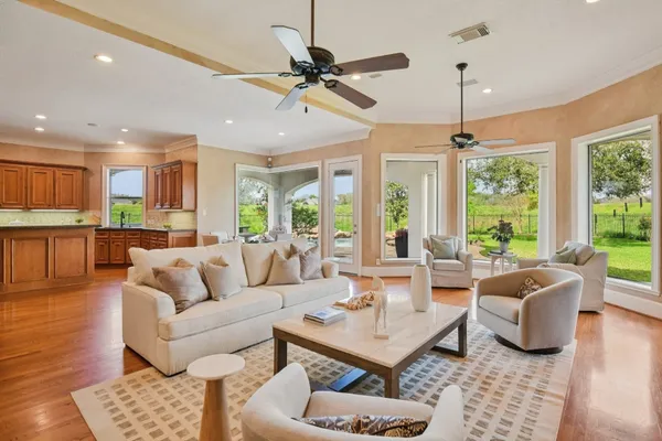 $6,000 | 2 Wilmington Court, Sugar Land, TX 77479