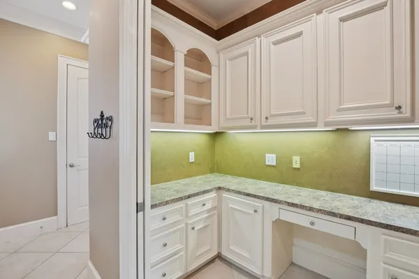 $6,000 | 2 Wilmington Court, Sugar Land, TX 77479