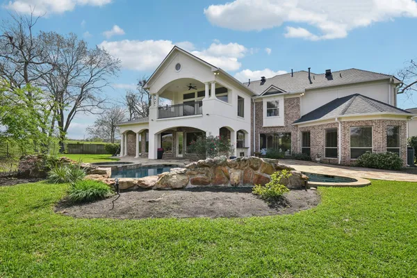 $6,000 | 2 Wilmington Court, Sugar Land, TX 77479