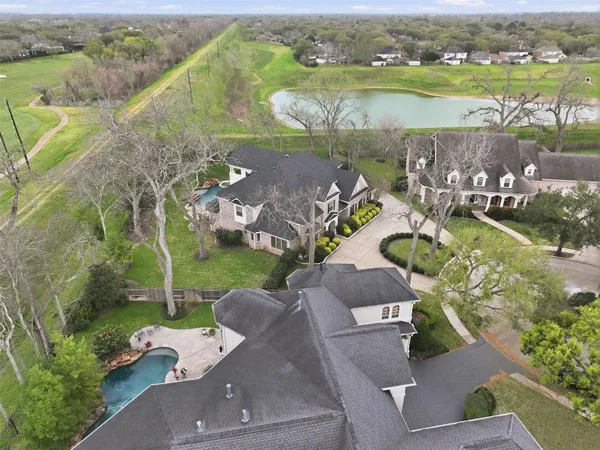 $6,000 | 2 Wilmington Court, Sugar Land, TX 77479