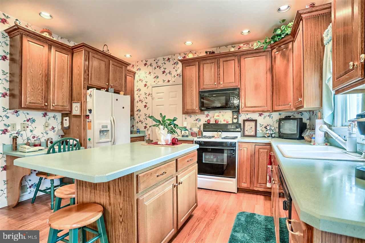 3018 Ridings Way York, PA 17408 - Photo 14 of 36 Gallery Image 14