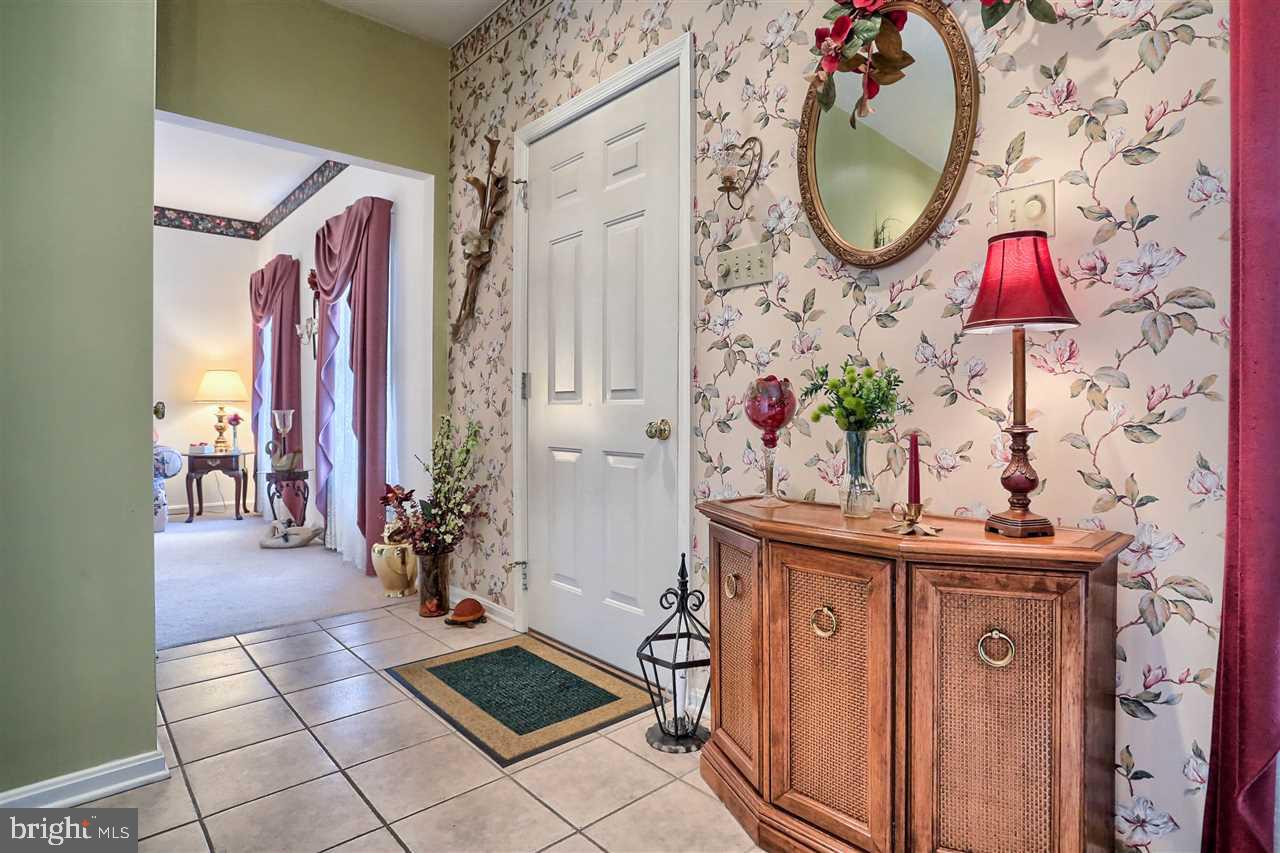 3018 Ridings Way York, PA 17408 - Photo 3 of 36 Gallery Image 3