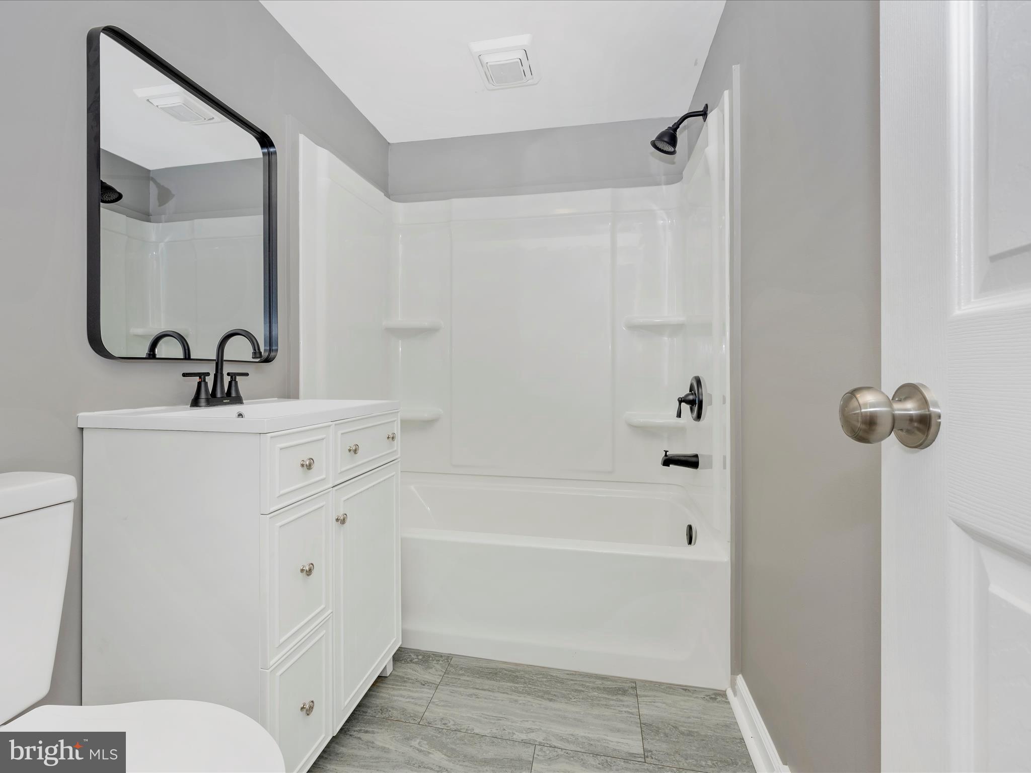 8004 Rocky Ridge Road Thurmont, MD 21788 - Photo 13 of 37 Bathroom