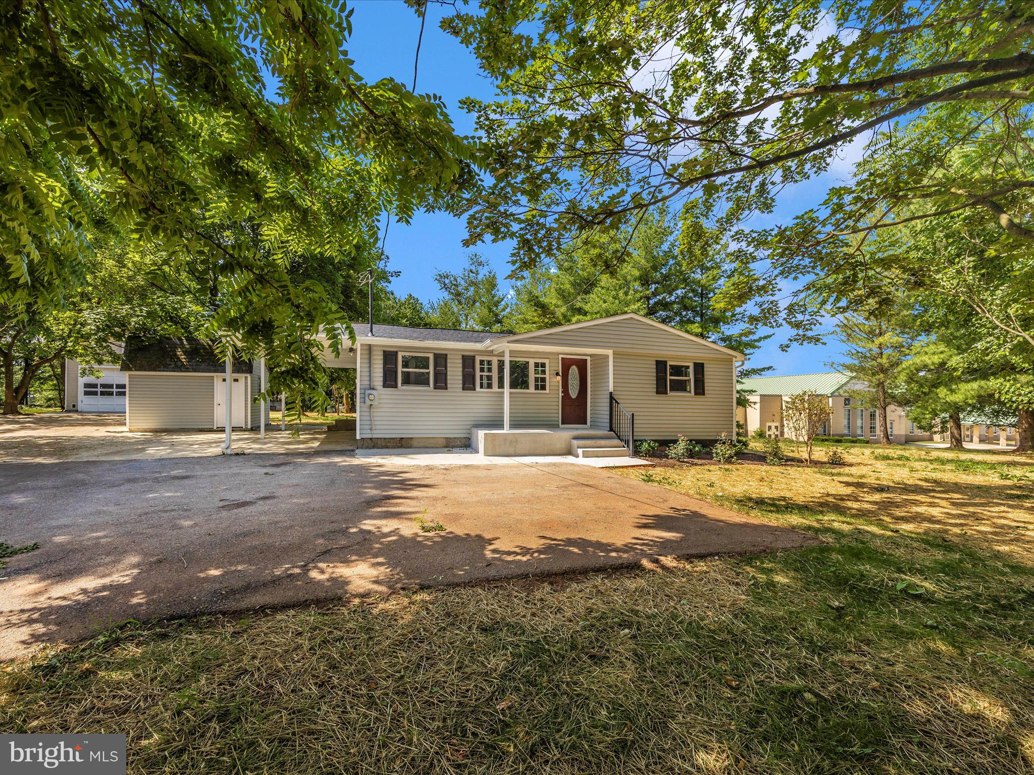 8004 Rocky Ridge Road Thurmont, MD 21788 - Photo 21 of 37 Exterior Front