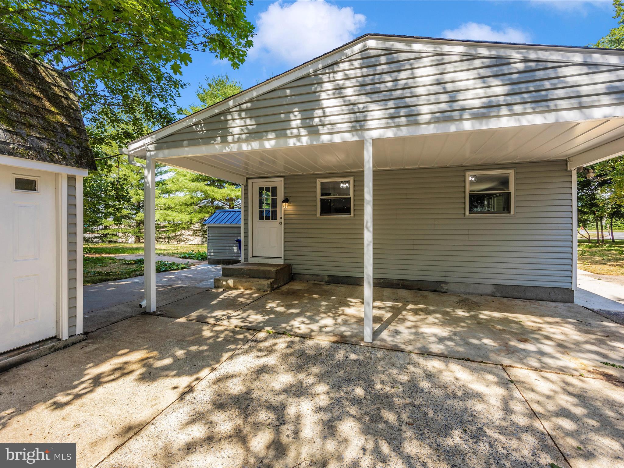 8004 Rocky Ridge Road Thurmont, MD 21788 - Photo 22 of 37 Exterior Side