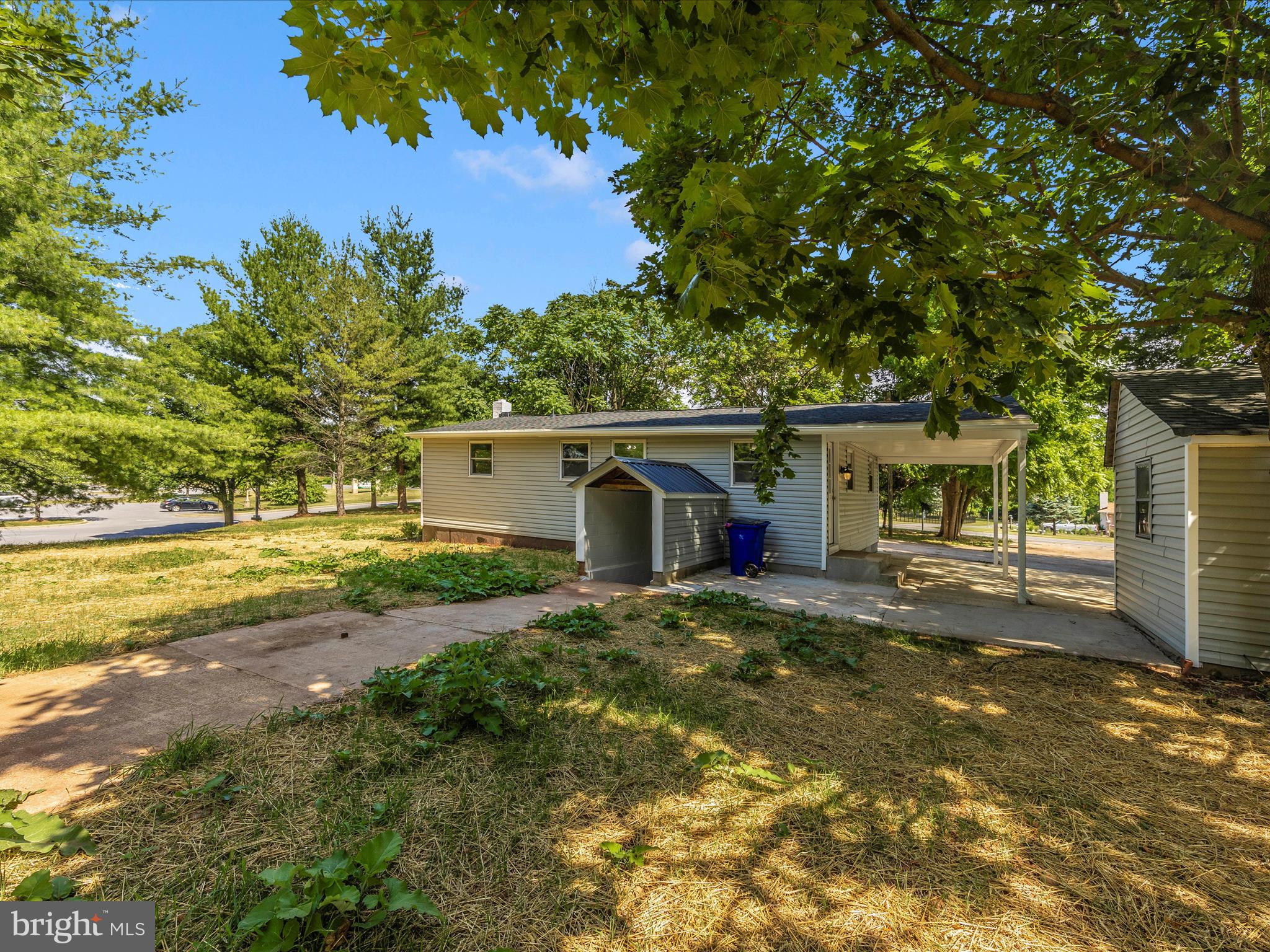 8004 Rocky Ridge Road Thurmont, MD 21788 - Photo 29 of 37 Exterior Back