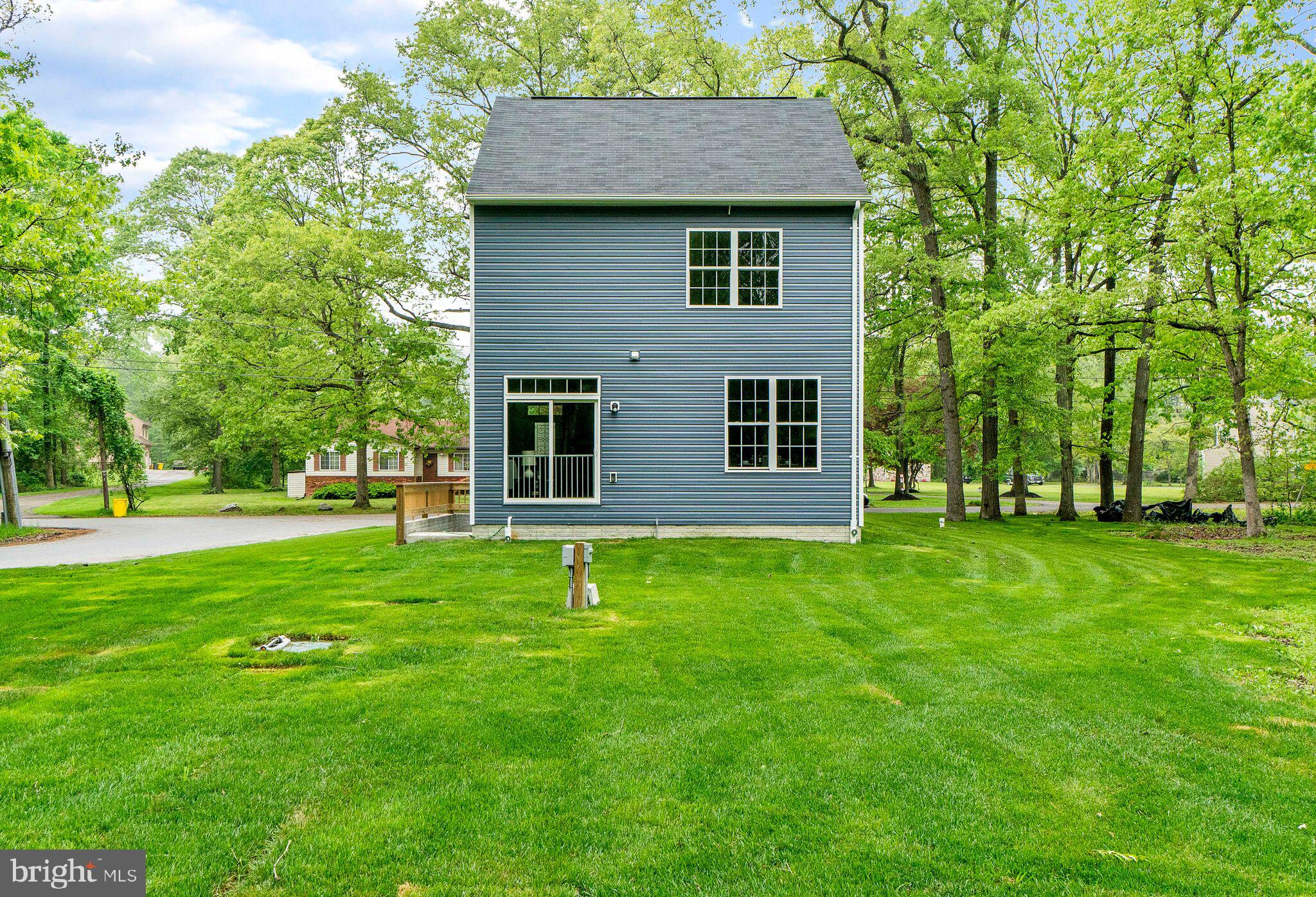 8218 Old Mill Road Pasadena, MD 21122 - Photo 6 of 49 Gallery Image 6