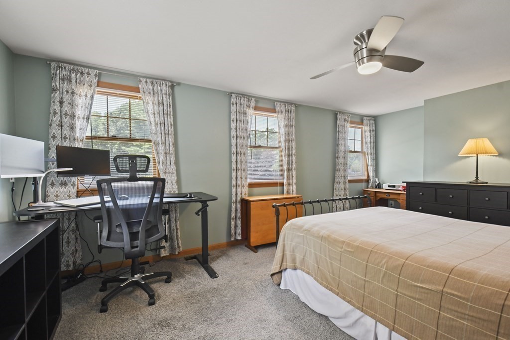 33 Wilson Road Dracut, MA 01826 - Photo 34 of 39 Gallery Image 34