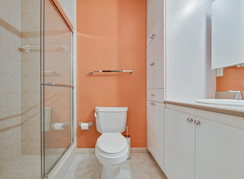 1327 High Point Way, Unit A Delray Beach, FL 33445 - Photo 31 of 36 DAL_7840