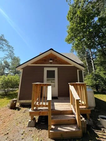$178,900 | 5 Moores Road, Burlington, ME 04417