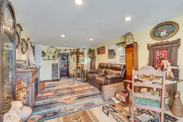 $625,000 | 283 Highway 81, Jonesborough, TN 37659