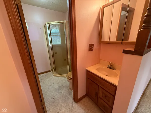 $285,000 | 8020 West Deaver Road, Columbus, IN 47201