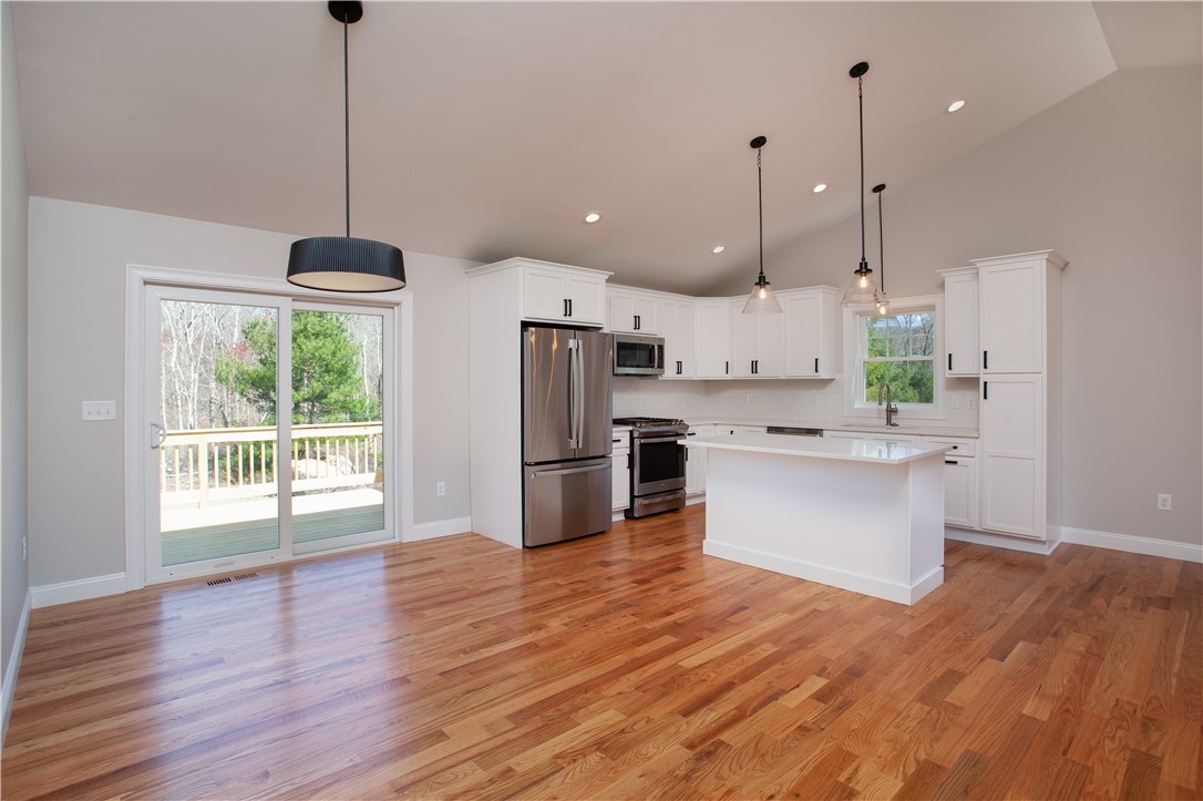 512 Old Mill Road Charlestown, RI 02813 - Photo 11 of 20