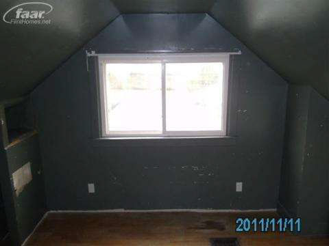 6325 Bennett Lake Road Fenton, MI 48430 - Photo 18 of 21 20166473-17.JPG