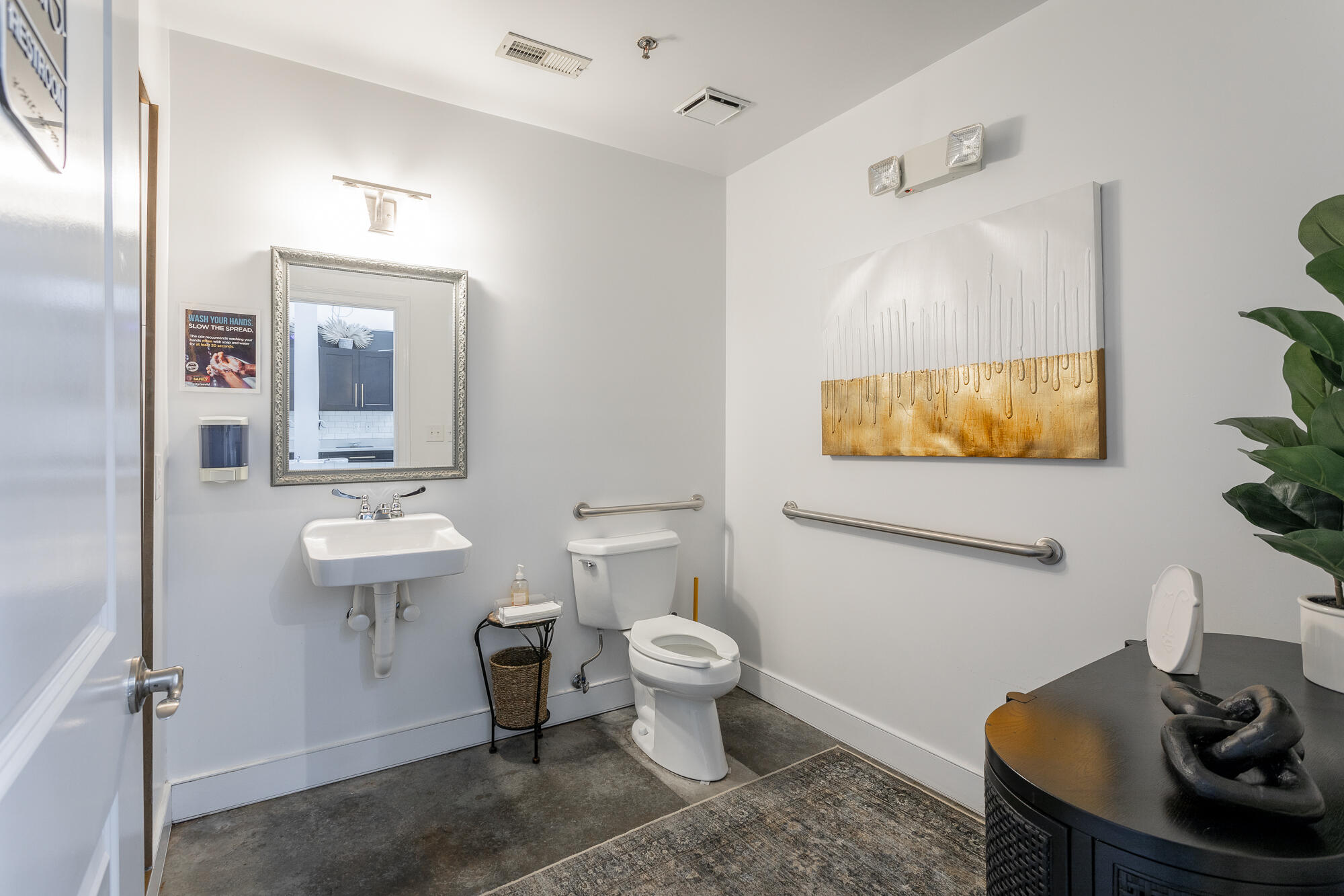 191 Walnut Street, Unit 110 Chattanooga, TN 37403 - Photo 29 of 38 191 Walnut Suite 110