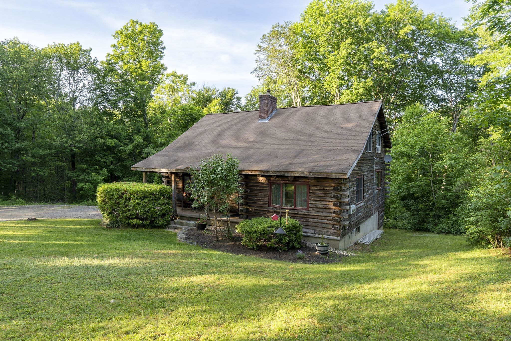 24 Cate Road Deerfield, NH 03037 - Photo 1 of 26