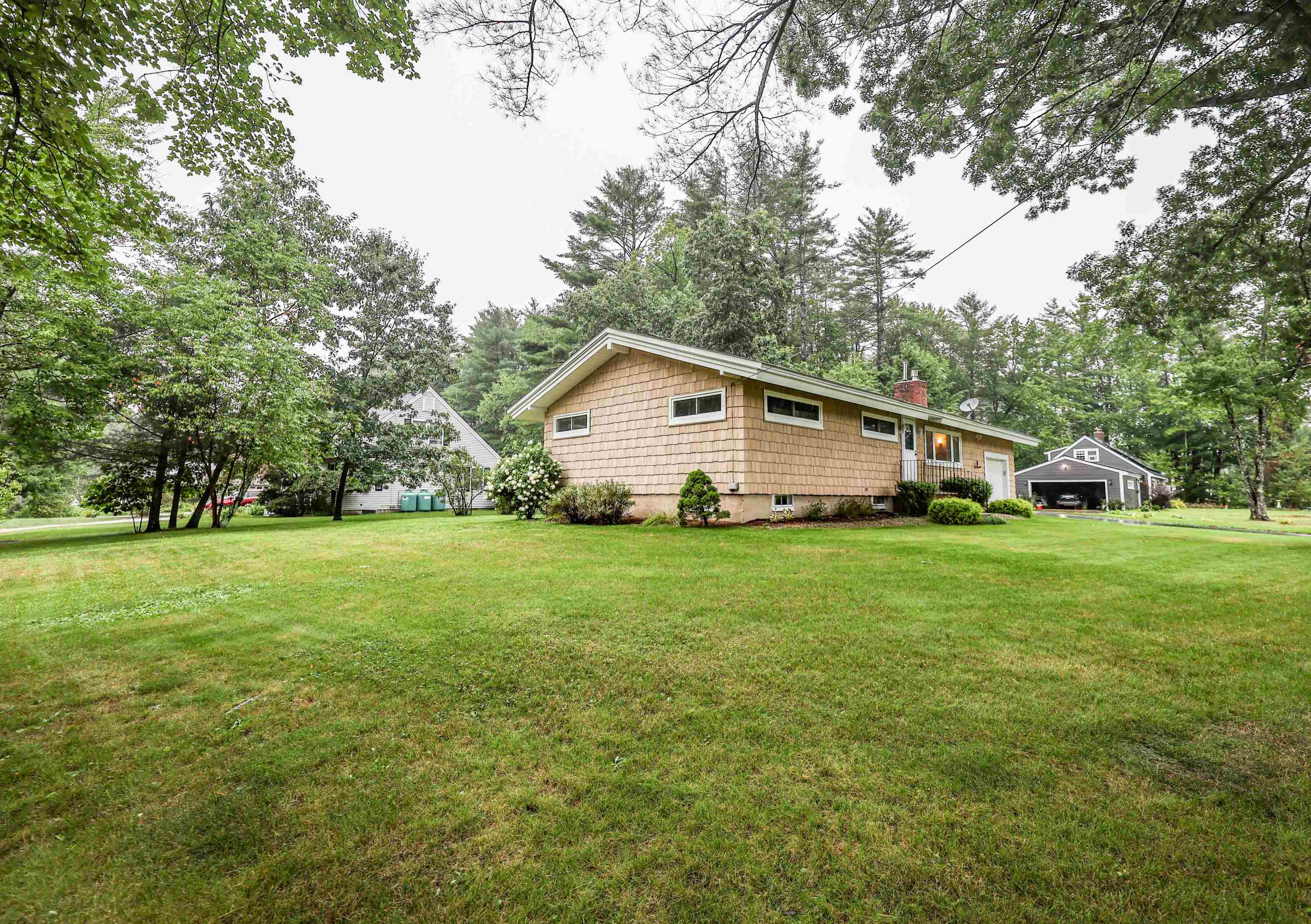2 Juniper Street Rochester, NH 03867 - Photo 2 of 32