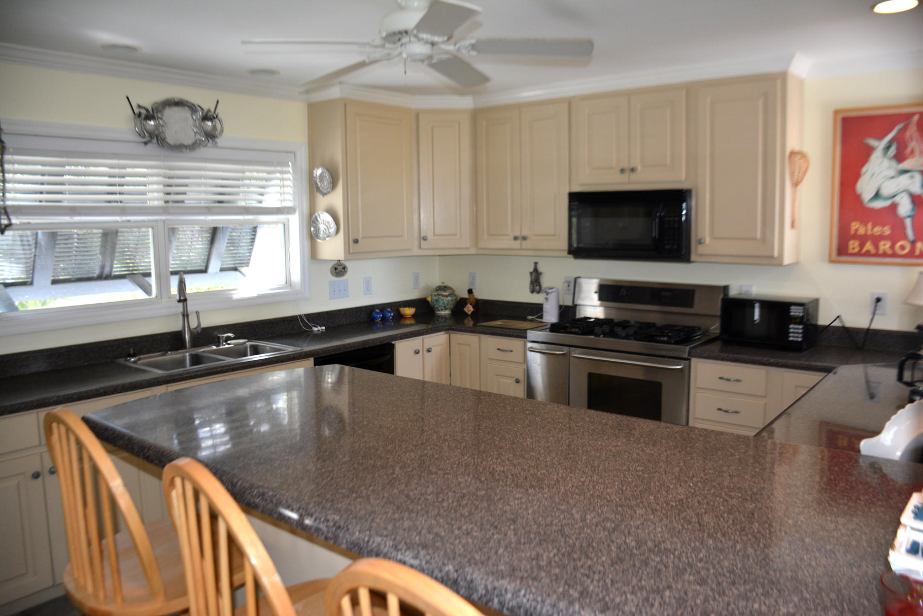 3604 Yacht Club Road Edisto Beach, SC 29438 - Photo 6 of 58 DSC_3660_1688