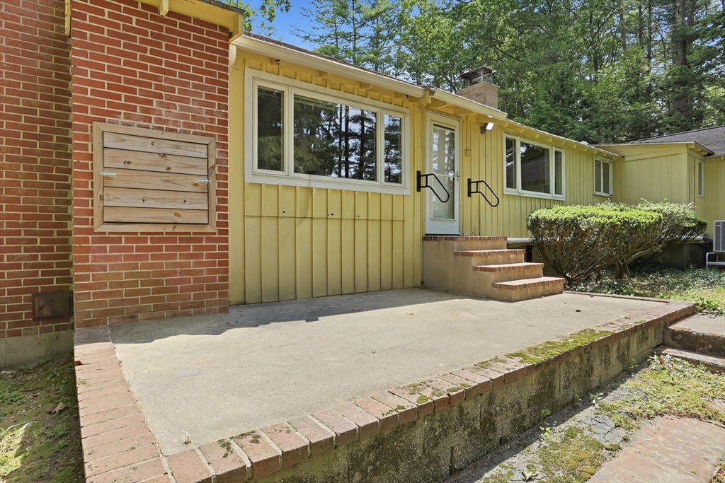 24 Forest Road Acton, MA 01720 - Photo 32 of 36