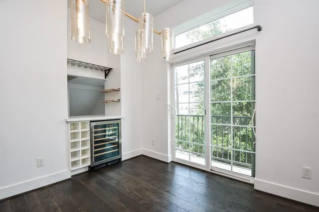 $3,200 | 1515 Weber Street, Unit A, Houston, TX 77007