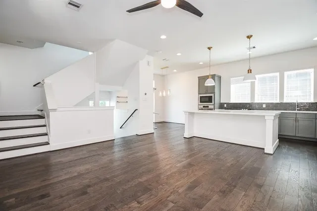 $3,200 | 1515 Weber Street, Unit A, Houston, TX 77007