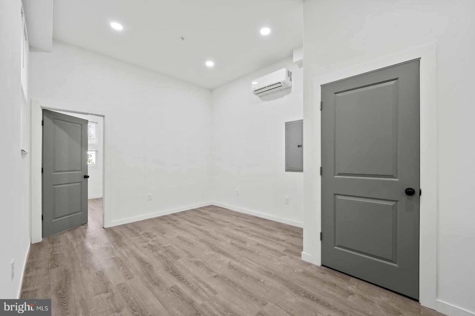 1237 North 60th Street, Unit 2R Philadelphia, PA 19151 - Photo 5 of 15