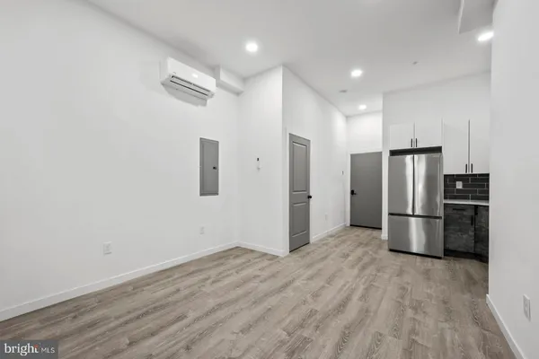 $1,195 | 1237 North 60th Street, Unit 2R, Philadelphia, PA 19151