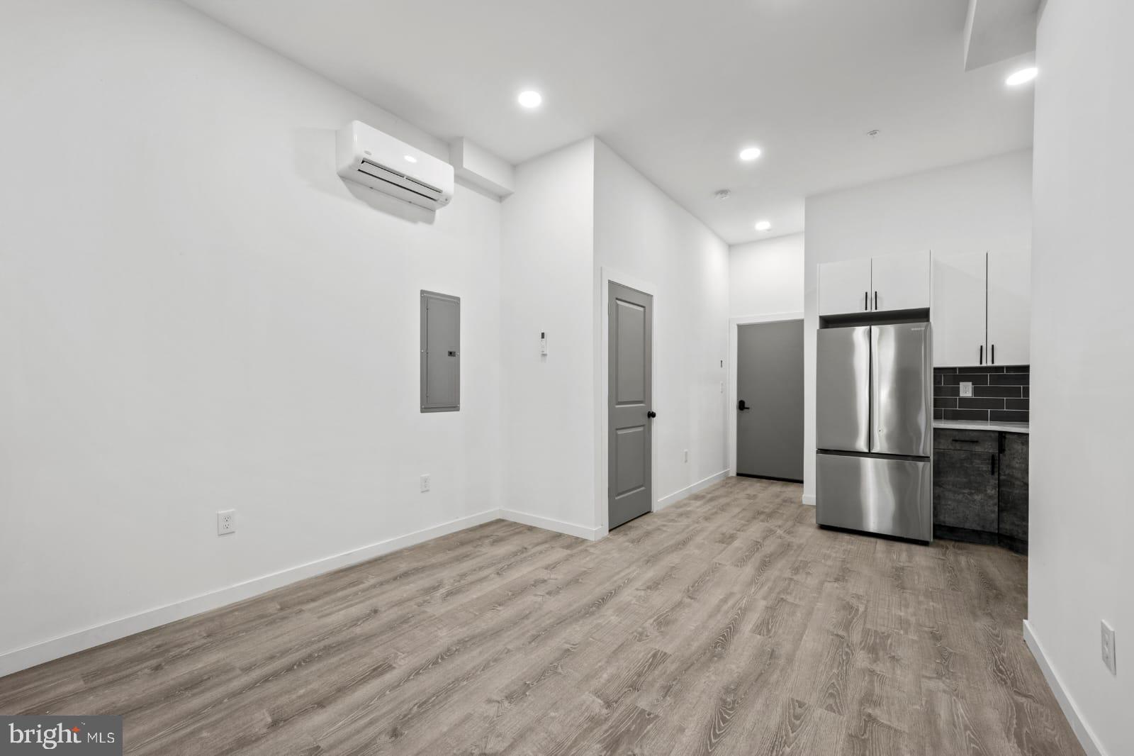 1237 North 60th Street, Unit 2R Philadelphia, PA 19151 - Photo 6 of 15