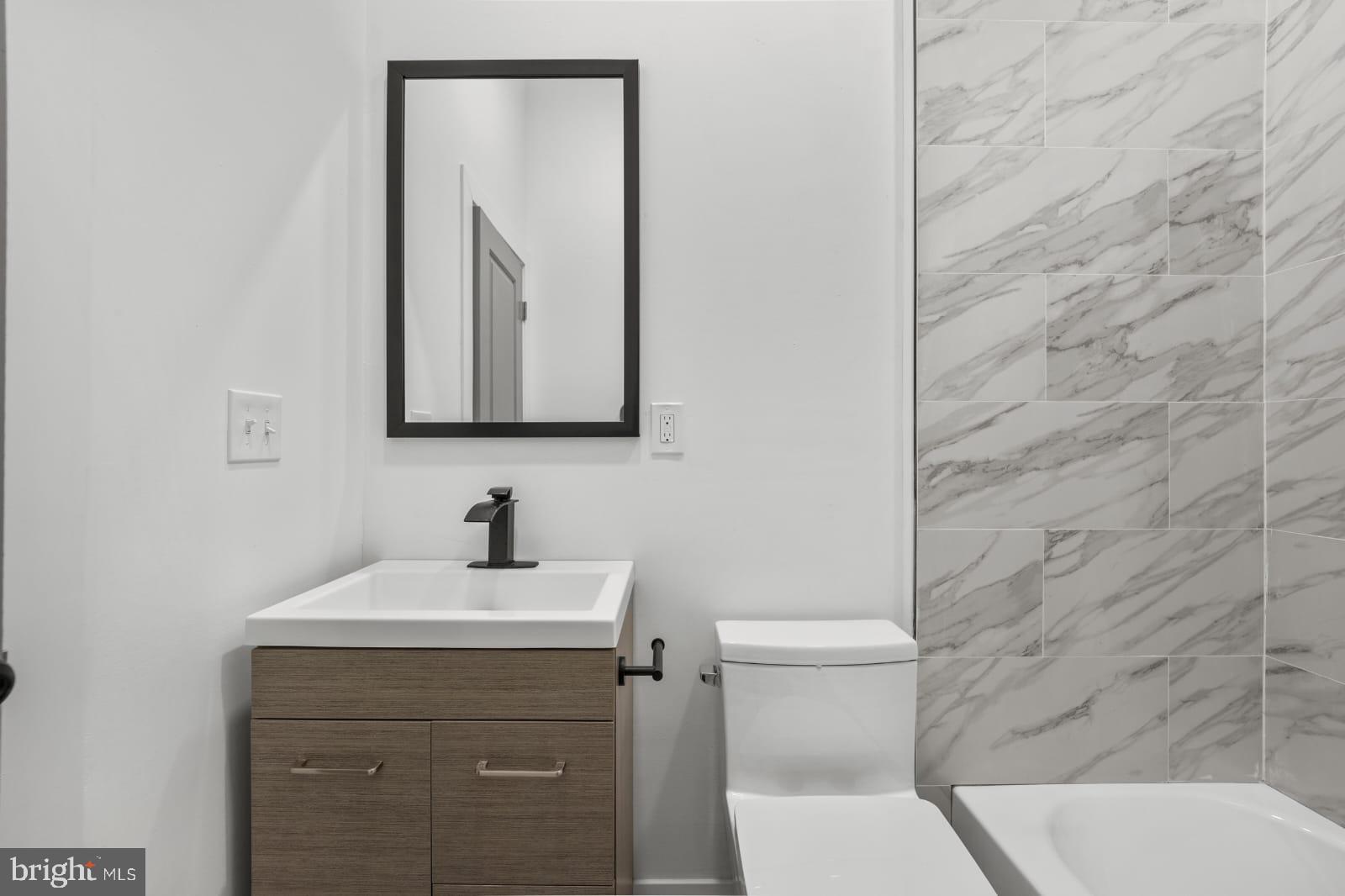 1237 North 60th Street, Unit 2R Philadelphia, PA 19151 - Photo 10 of 15