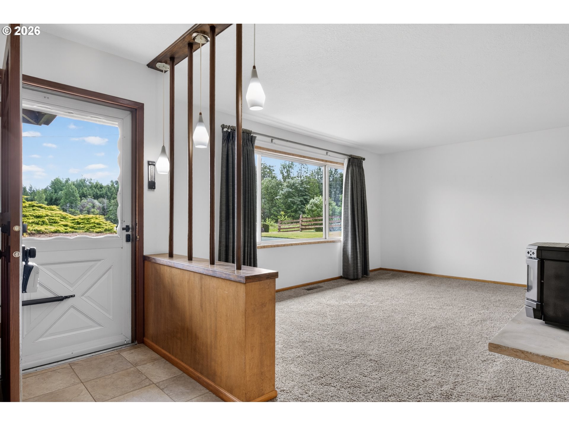 1731 Southeast Henkle Road Corbett, OR 97019 - Photo 8 of 48