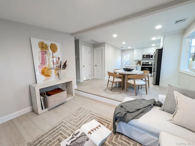 $499,999 | 15 Short Street, Flanders, NY 11901