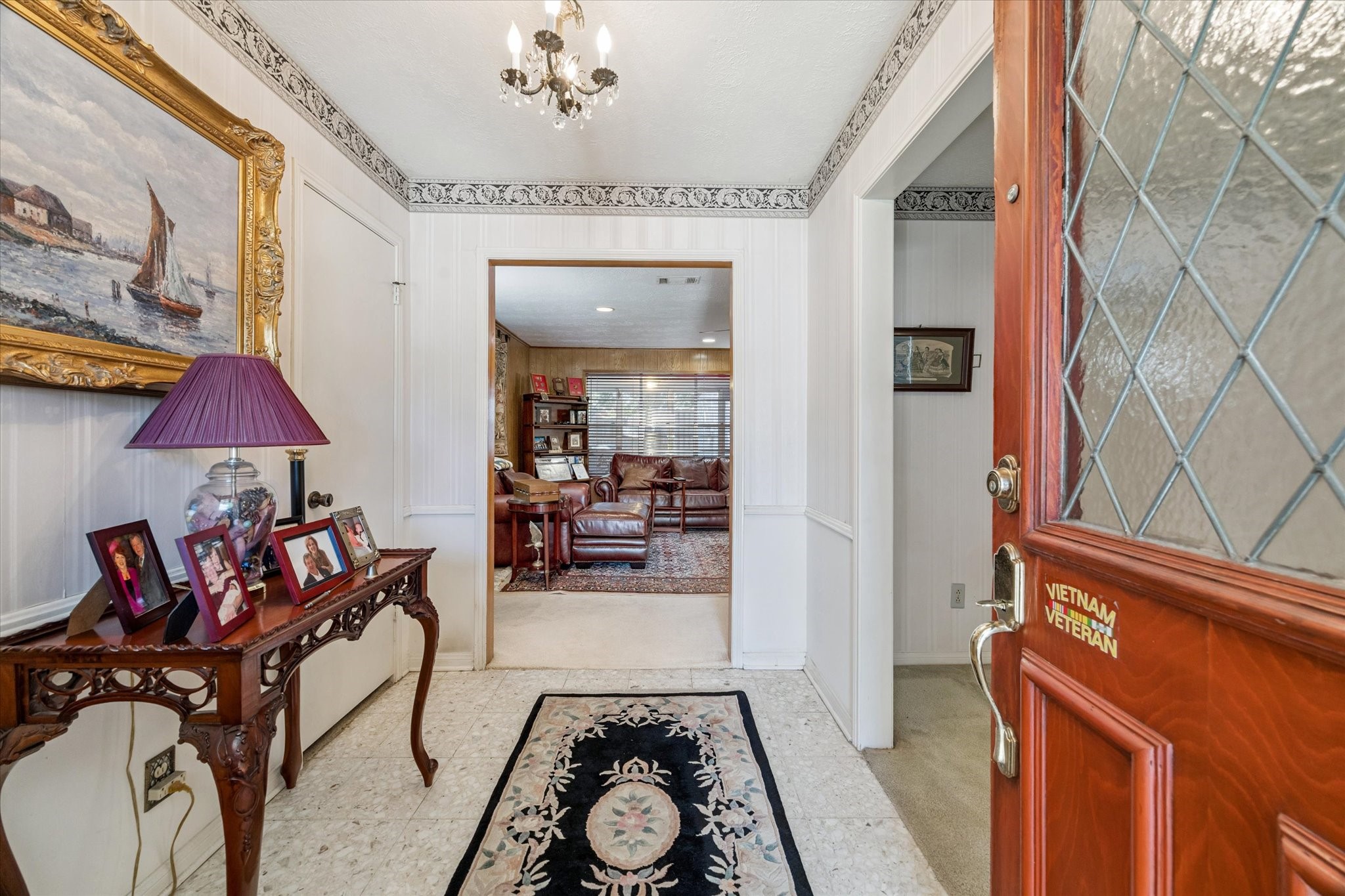 3019 Stetson Lane Houston, TX 77043 - Photo 5 of 28 Welcoming foyer with double-door entry and elegant architectural details.
