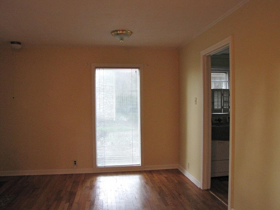 121 Oak Road Norris, TN 37828 - Photo 11 of 12 Dining Area