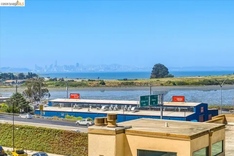 $639,000 | 545 Pierce Street, Unit 2313, Albany, CA 94706