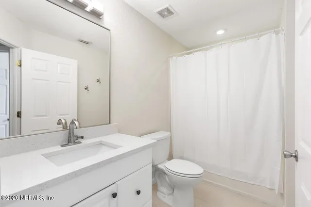 $2,750 | 66 West 14th Street, Atlantic Beach, FL 32233