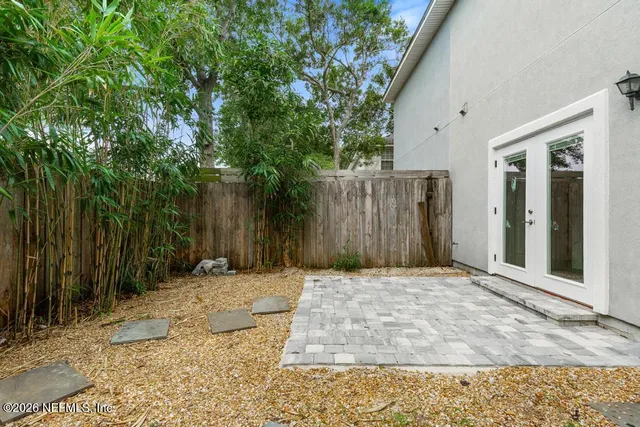 $2,750 | 66 West 14th Street, Atlantic Beach, FL 32233