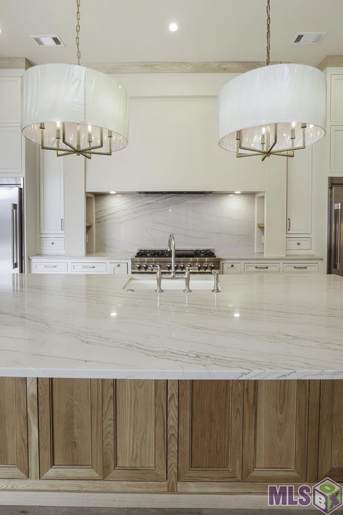 723 Adelia Lane Baton Rouge, LA 70806 - Photo 5 of 29