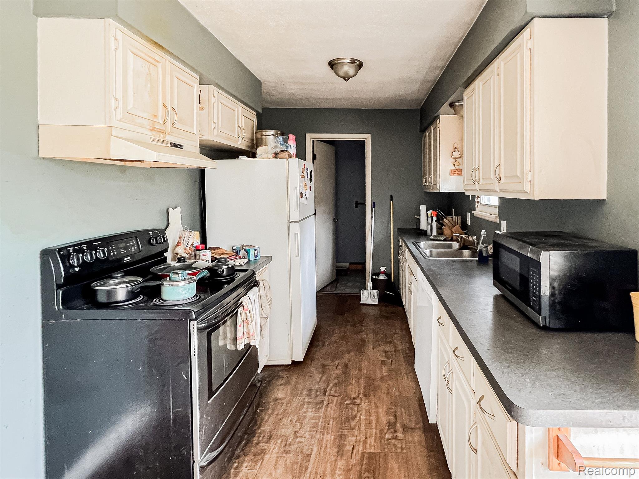 10180 Newburg Road Durand, MI 48429 - Photo 8 of 15 Gallery Image 8