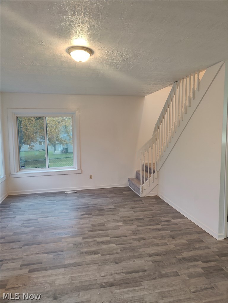 711 Fettro Road Akron, OH 44312 - Photo 3 of 16 Gallery Image 3