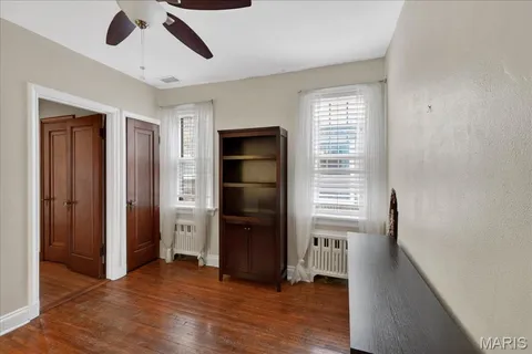 $310,000 | 5241 Lindenwood Avenue, St. Louis, MO 63109