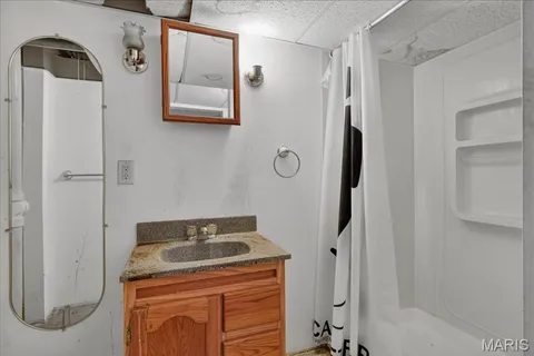 $310,000 | 5241 Lindenwood Avenue, St. Louis, MO 63109